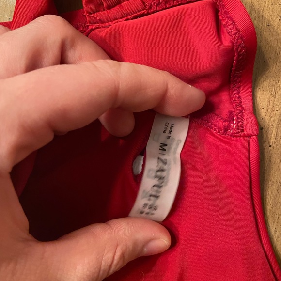 Maroon thong bikini - Picture 3 of 3